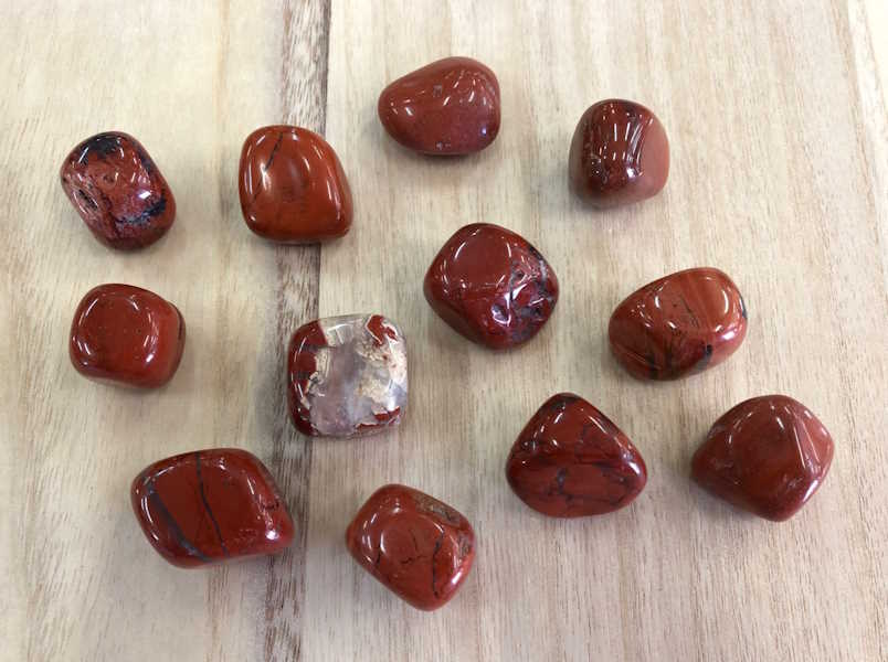 Rodado Jaspe Rojo 2.5 cm aprox
